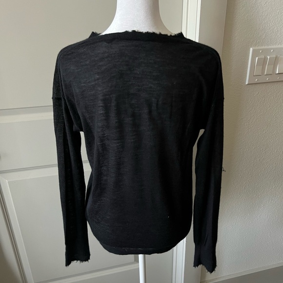 Helmut Lang Black Crew Neck Cashmere light Sweater with Textured Finish - Picture 5 of 8